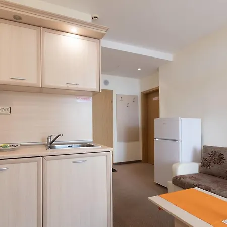 ❤ 1 Bedroom W Kitchen&balcony ❤d206a❤ Апартамент *
